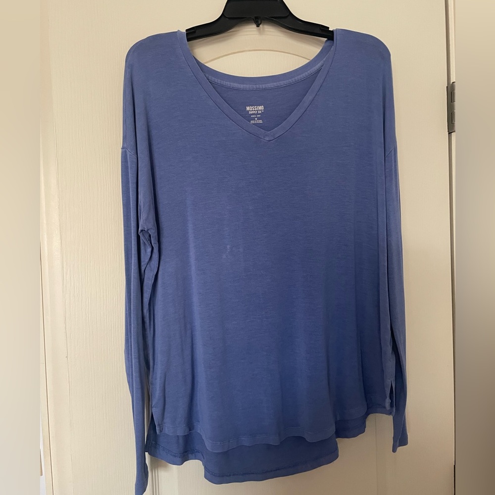 Mossimo Women’s Long sleeve T Shirt